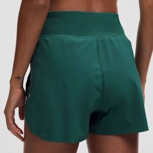 Lululemon Fast Free Reflective High-Rise
Classic-Fit Short 3" Size 8 Storm Teal